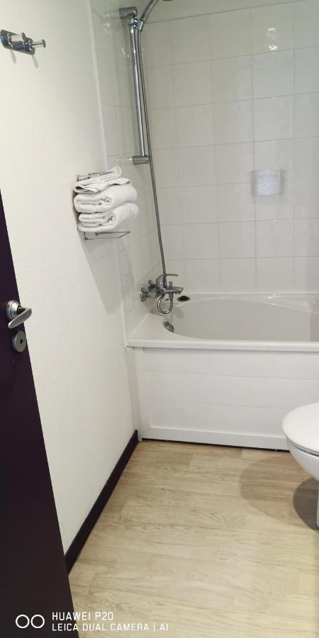 Studio 24M2 Au 4Eme Etage Ascenseur A Cote De La Gare Sncf Lourdes Eksteriør billede